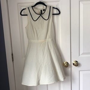 Adorable polka dotted dress!